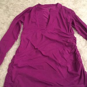 Athleta long top
